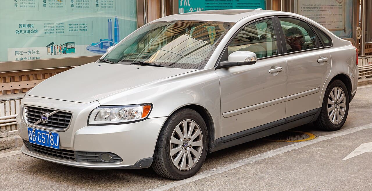 Volvo S40