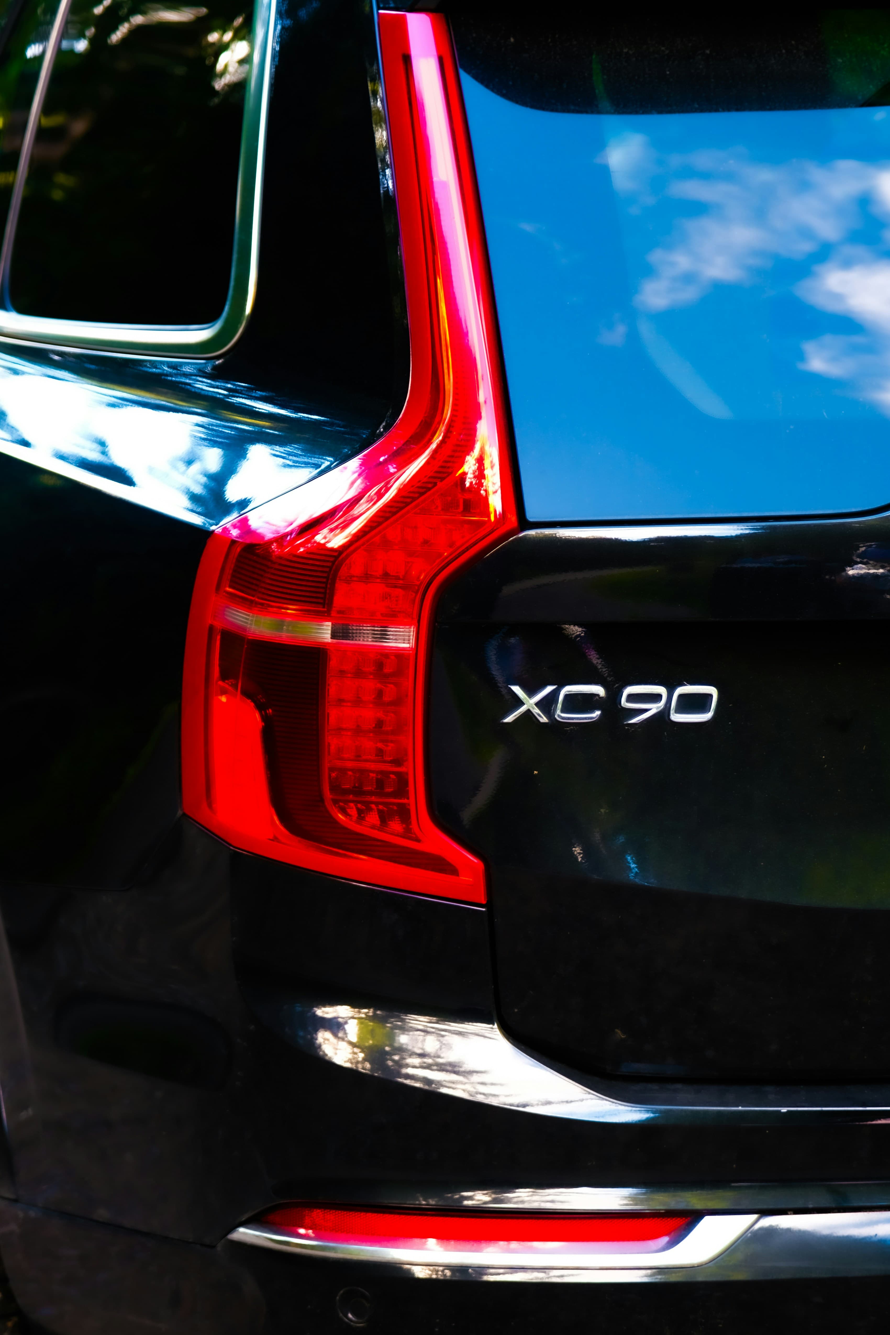 Volvo XC90 — оптика и свет