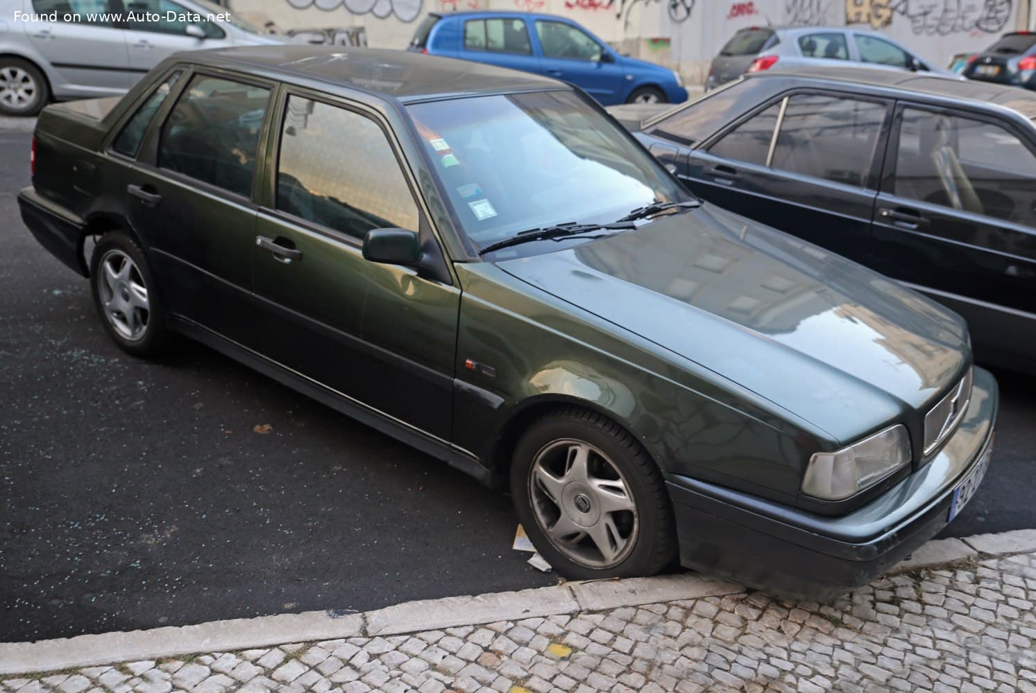 Volvo 460 L